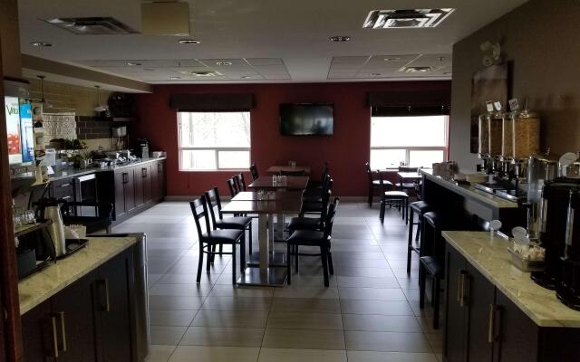 Best Western Plus Red Deer Inn & Suites