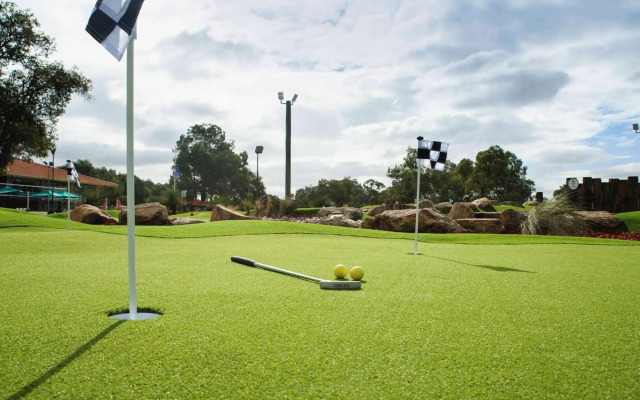 Novotel Swan Valley Vines Resort