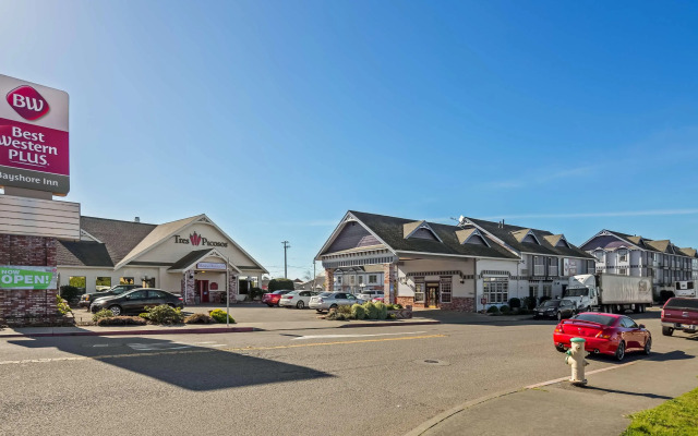 Best Western Plus Bayshore Inn