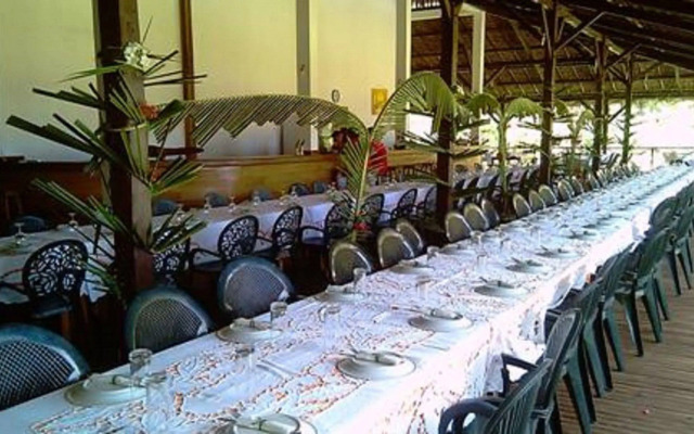 Ocean Beach Hotel