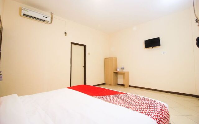 OYO 1025 Hotel Intan