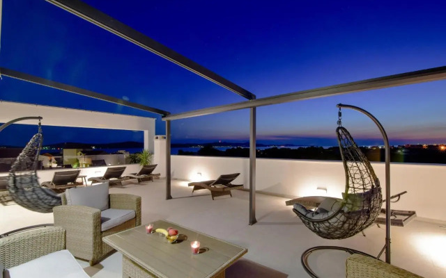 Luxury Apartments La Perla