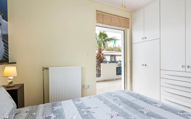 Homely Apartment in Piraeus with Balcony