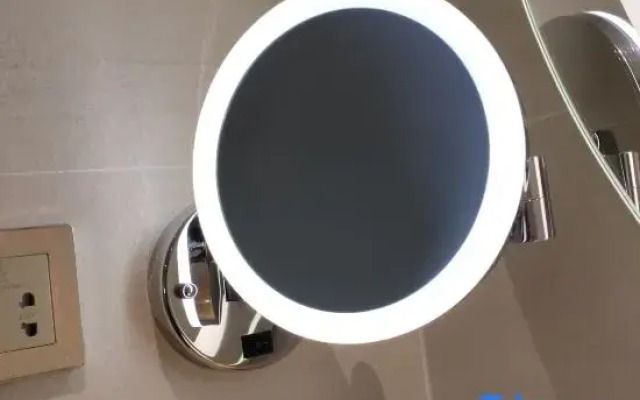 M Hotel (Guiyang Huaxi Park)