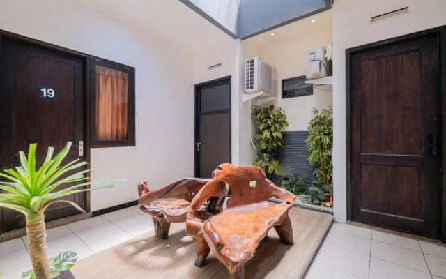 OYO Flagship 90524 Holistay Surabaya New – Lobby – Surabaya