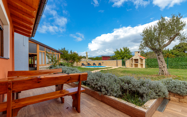 Pool & Spa House Betiga 2