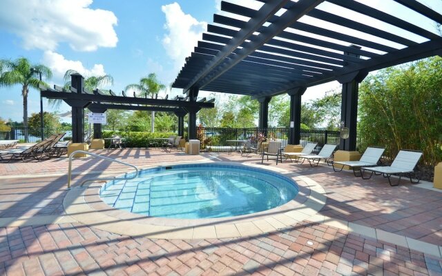 Casa Bella Townhome 3 Bedroom Condo by Redawning