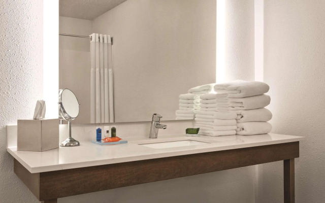 Radisson Hotel and Conference Center Fond du Lac