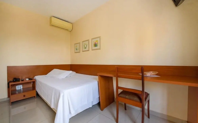 Plaza Suite Hotel