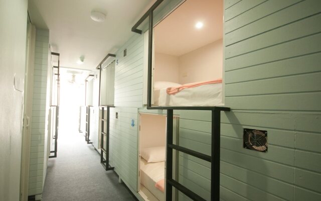 Hotel Capsule Suratthani