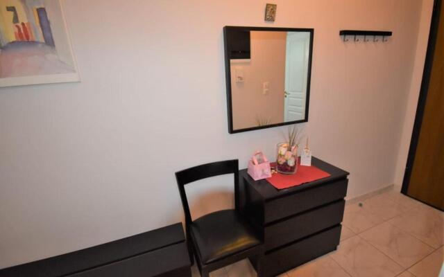 Lovely Studio Apartment in Loutraki, Greece
