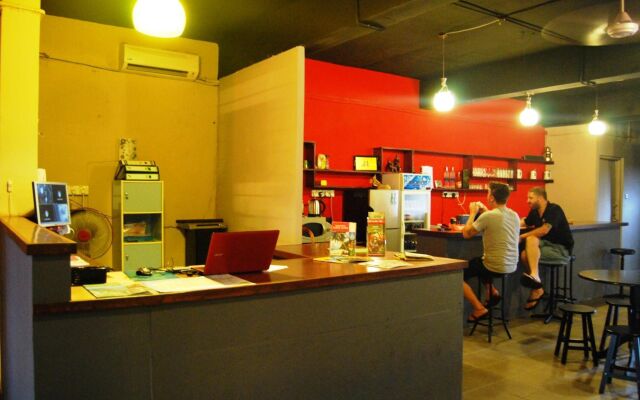 Borneo Seahare Guesthouse - Hostel