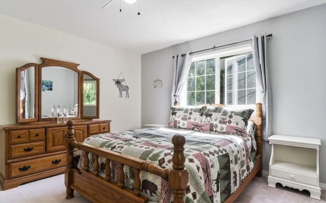 Eagle River Vacation Home