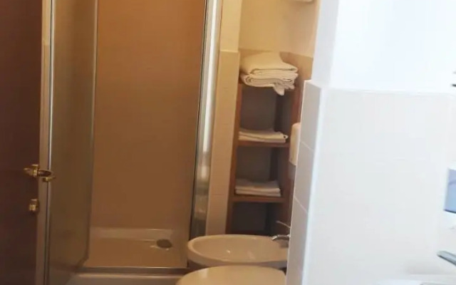 Shangrilla Hotel & Restaurant