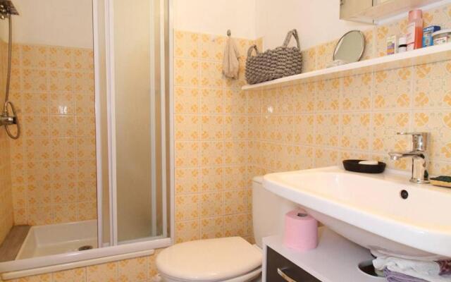 Appartement Balaruc-les-Bains, 1 pièce, 2 personnes - FR-1-553-83