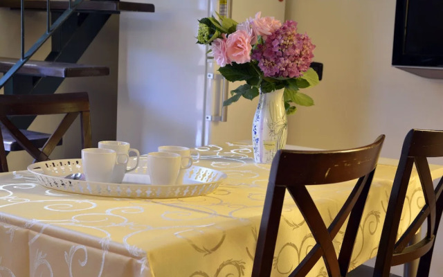 Gemelli Holidays Well Connected to City Center