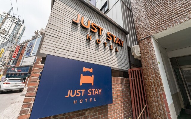 Just Stay Hotel Wangsimni Station