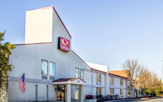 Econo Lodge Burlington I-40