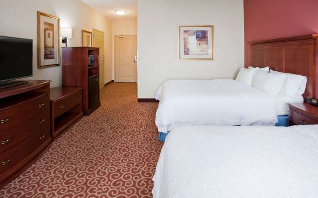 Hampton Inn Fairmont