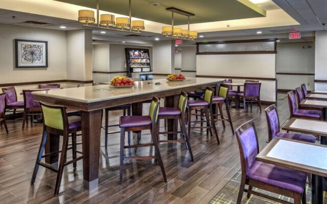 Hampton Inn Dumfries/Quantico