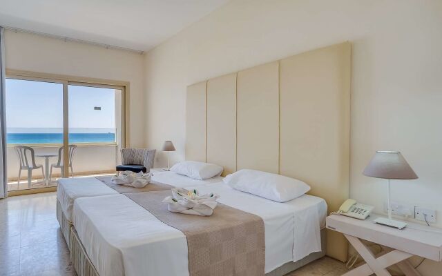 Piere Anne Beach Hotel