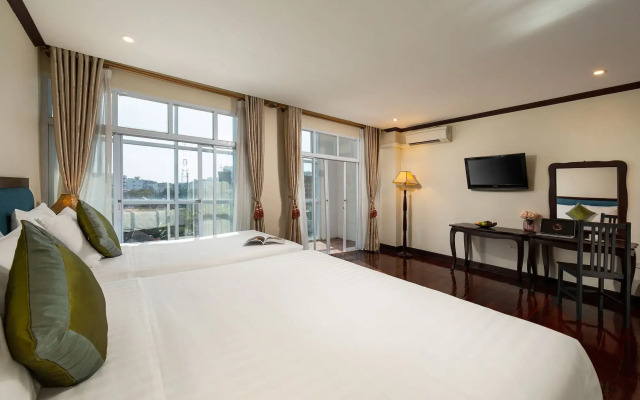 MK Royal Hotel