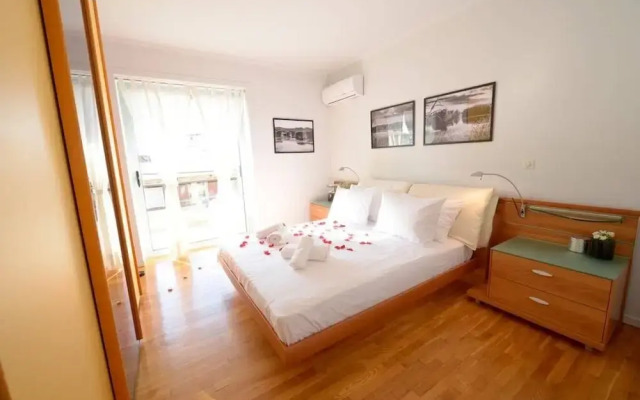 New Superb & Luminous 2 Bedroom Apartment