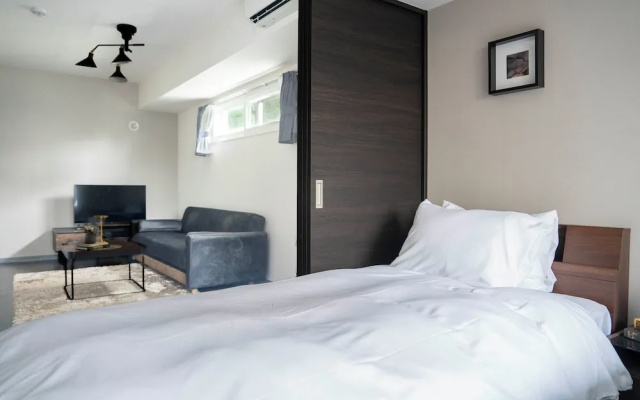 STARLIGHT – Guest Rooms – Sapporo