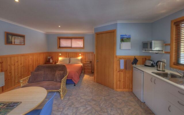 Derwent Bridge Chalets & Studios