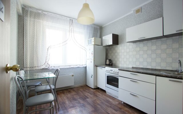 Apartments on Karaulnaya street 40