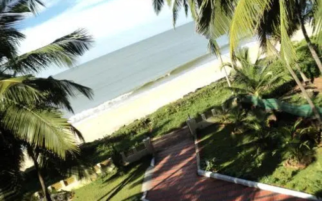 Club 7 Beach Resort