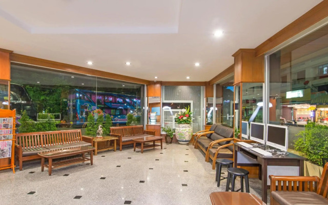 Green House Hotel