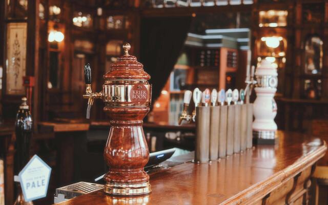 The Black Lion Pub & Boutique Guesthouse