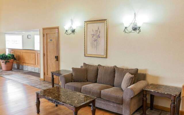 Quality Inn & Suites Indianapolis Northwest