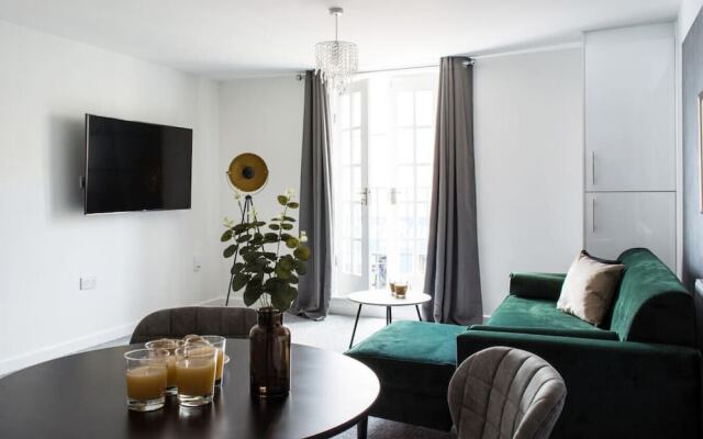 2 Bedroom Apt Leamington Spa