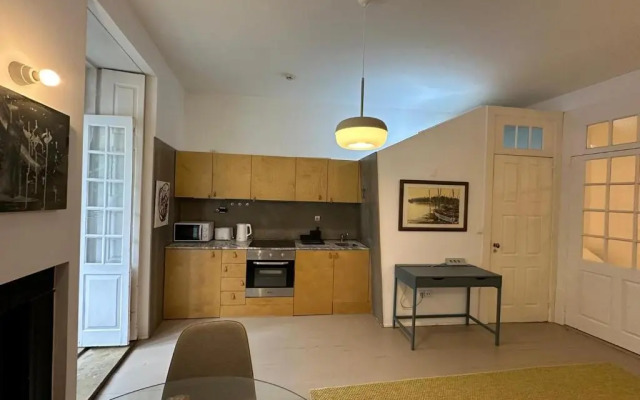 Guestready - Kubrick Almada - Eyes Wide Shut