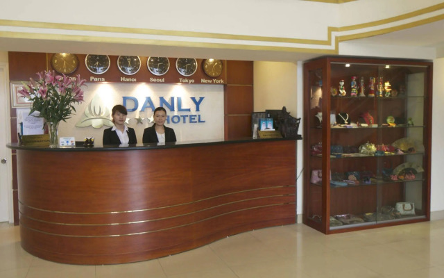 Danly Hotel