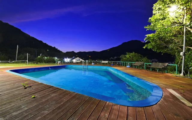 Tongyoung Macaio Pension