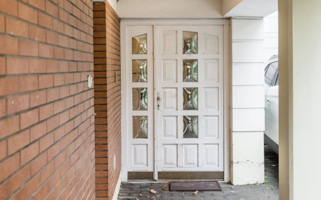 Minded Manor Apartment