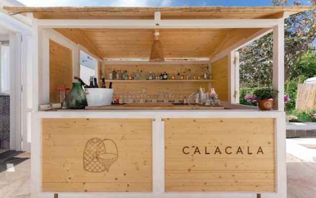 Calacala rooms, restaurant & farm experience