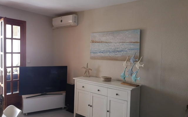 Apartment With Panoramic Frontal Sea Views