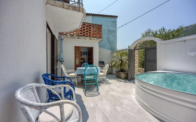 Captain's House - Sv. Jakov