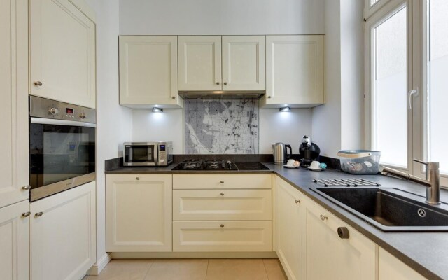 Lion Apartments - Hampton