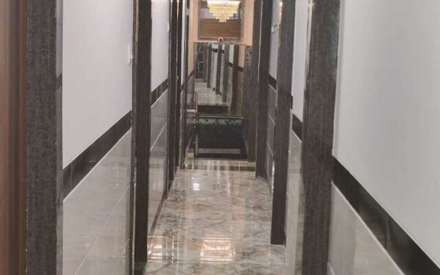 Hotel Tip Top Residency