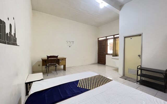 OYO Life 93398 Sudimoro Guest House Syariah