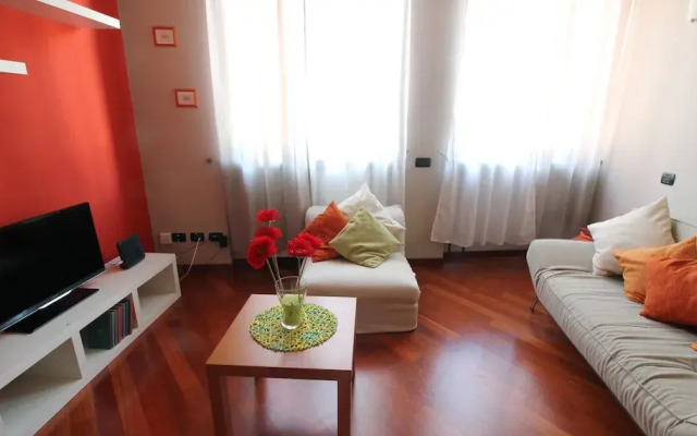 Mi-sant3at - Piazza Santa Maria Alla Fontana 3