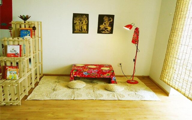 Dang Xia Yuan Fang Hostel