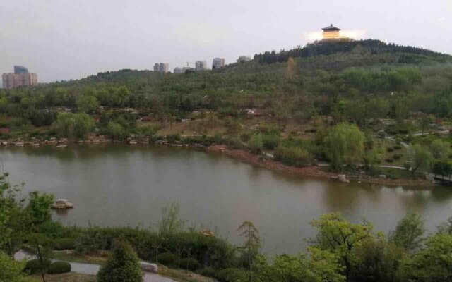 Huiwen Inn