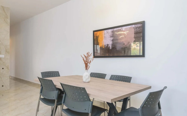 Glow Studios & Apartments in Batroun