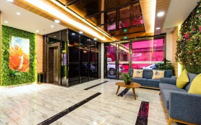 Xingyue Hotel (Jiangnan Bus Terminal Dashatian Subway Station)